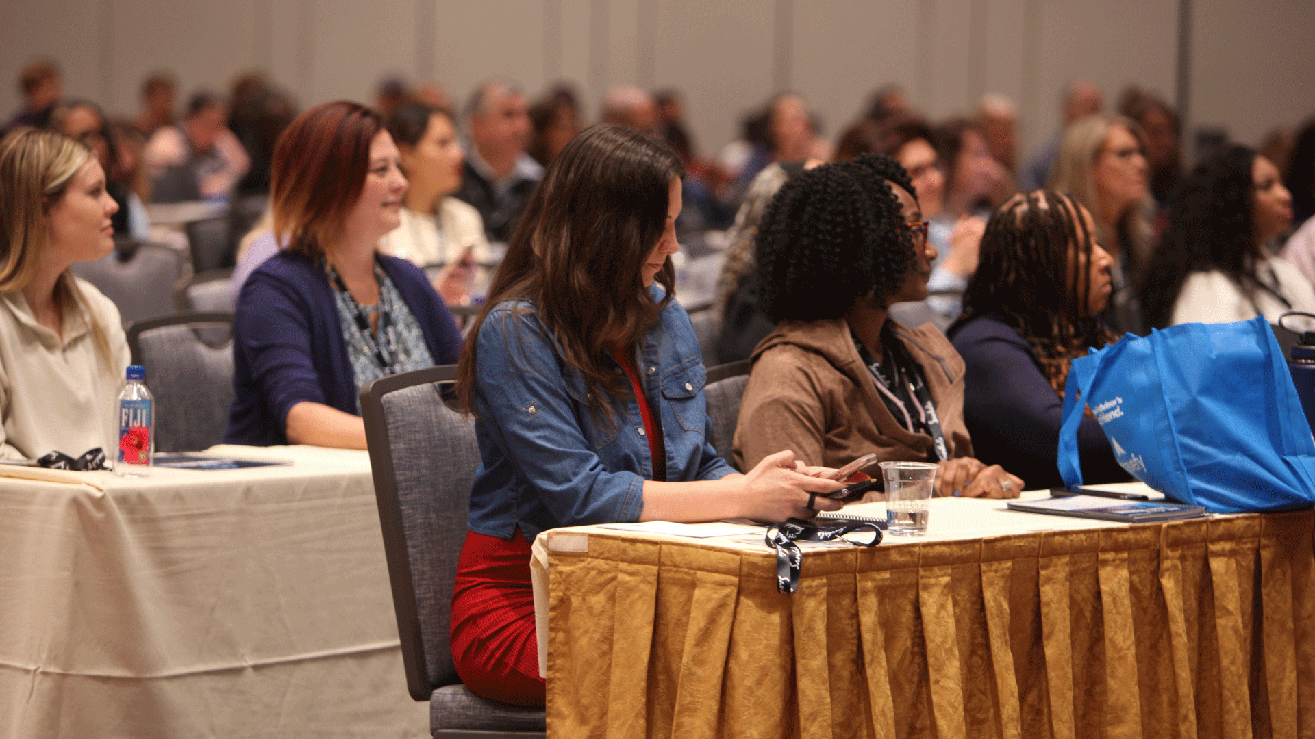 Travefy-live-gallery-table